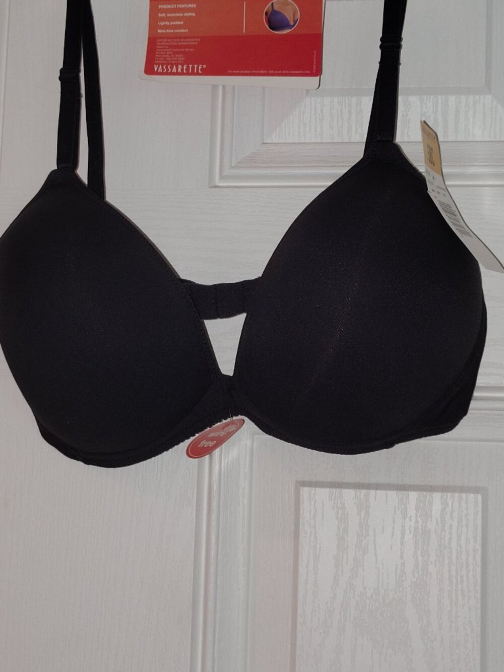 Womens NWT VASSERETTE Deep Plunge Black BRA